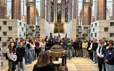 AMG-Schüler besuchen Viersener Grabeskirche