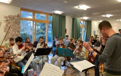 Wo Musik Gemeinschaft formt: Intensivproben abseits des Klassenzimmers