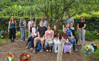 Theater-AG und Näh-AG unterstützen gemeinsam das Kinderhaus Viersen